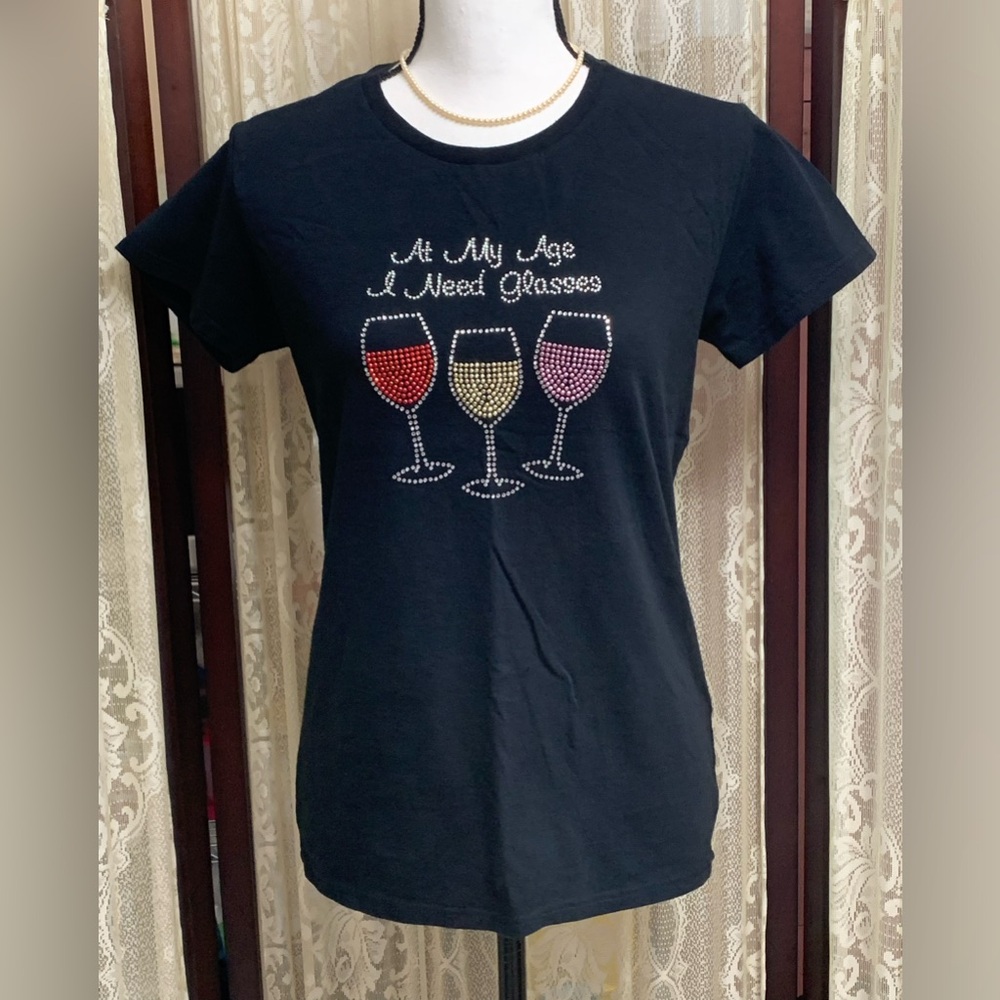 GILDAN BLACK “ AT MY AGE…S/S T-SHIRT - SZ MEDIUM